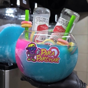 Para Parchar Granizados y Cocteles en La Mesa de los Santos _1