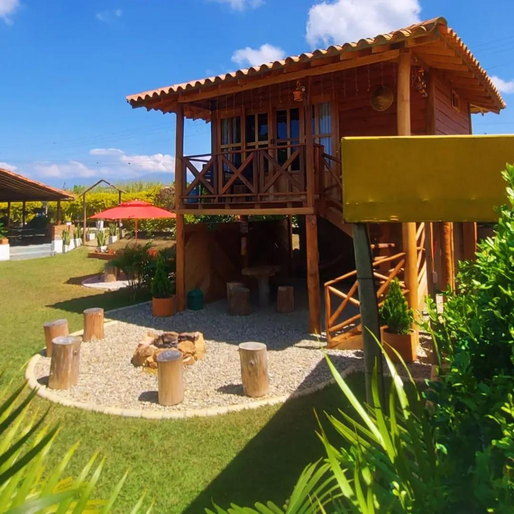 Cabañas La Hormiga en La Mesa de los Santos_1